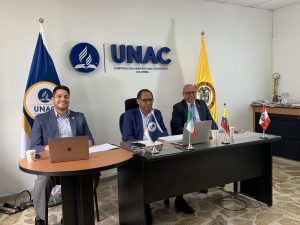 El rector de la UNAC Dr. Juan Choque Fernández, el decano de la facultad de teología doctor Luis Enrique Ribero y el jefe de internacionalización de la UNAC Mg. Felipe Angarita en la reunión virtual para confirmar el convenio con la institución italiana Istituto di Cultura Bíblica "Villa Aurora”