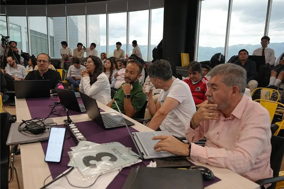 Jurados en el viii concurso nacional de programacion donde la unac fue representada